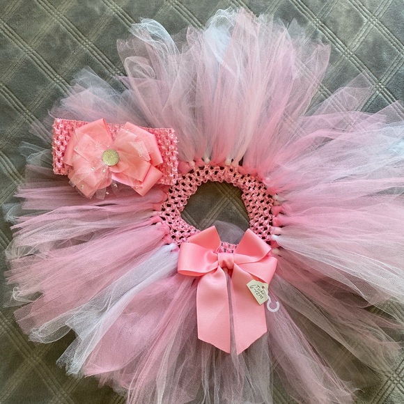 Pink and White Tutu 6-12 months matching headband - Picture 6 of 7